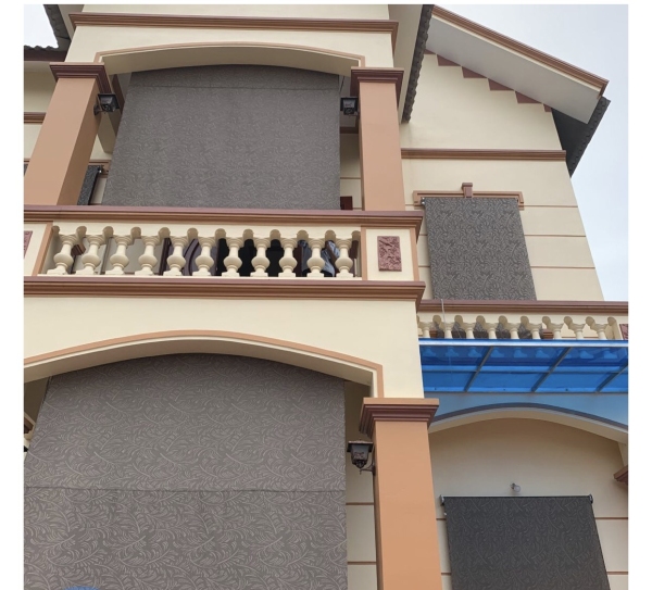Bạt che nắng mưa tự cuốn